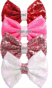 Sequin 5” bow