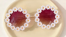 Load image into Gallery viewer, Flower Daisy  Kids sunglasses