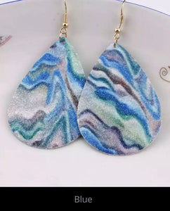 Swirl teardrop earrings