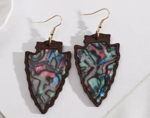 Load image into Gallery viewer, Wooden arrowhead earrings