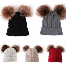 Load image into Gallery viewer, Pom Pom hat