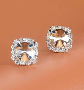 Rhinestone stud earrings