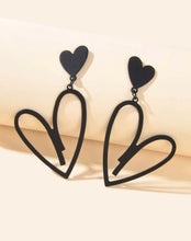 Load image into Gallery viewer, Heart drop earrings