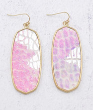 Load image into Gallery viewer, Squoval earrings