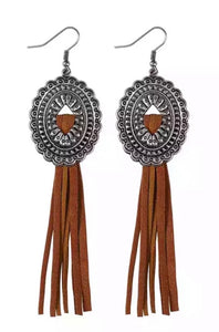 Concha earrings