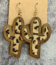 Load image into Gallery viewer, Wooden Cactus earrings