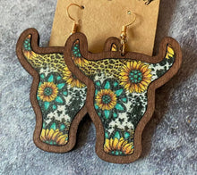 Load image into Gallery viewer, Wooden cow head earrings