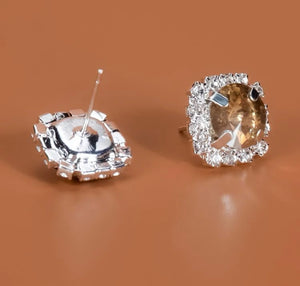 Rhinestone stud earrings