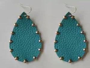 Teardrop leather earrings