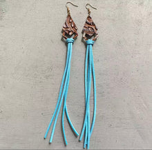 Load image into Gallery viewer, Long tassel earrings