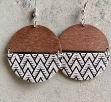 Load image into Gallery viewer, Wood and cork earrings