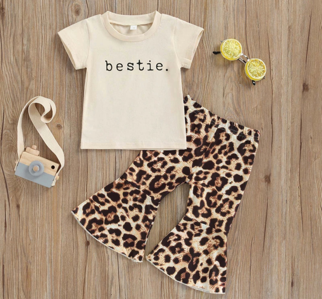 Bestie outfit