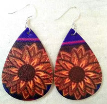 Load image into Gallery viewer, Teardrop sunflower earrings