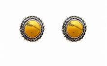 Load image into Gallery viewer, Stone stud earrings