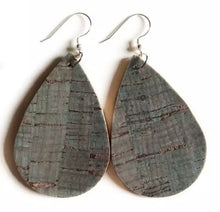 Load image into Gallery viewer, Cork raindrop earrings