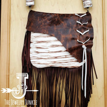 Load image into Gallery viewer, White chateau handbag with fringe