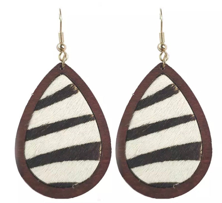 Teardrop snakeskin wooden earrings