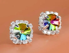 Load image into Gallery viewer, Rhinestone stud earrings