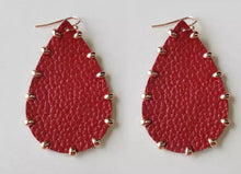 Load image into Gallery viewer, Teardrop leather earrings