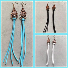 Load image into Gallery viewer, Long tassel earrings