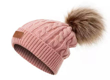 Load image into Gallery viewer, Knitted beanies with pom