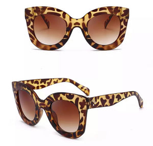 Round cat eye sunglasses