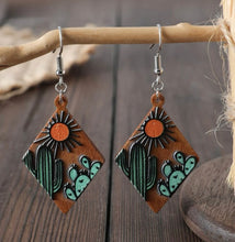 Load image into Gallery viewer, Geometric Cactus earrings