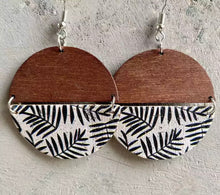 Load image into Gallery viewer, Wood and cork earrings