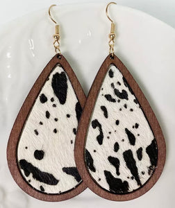 Teardrop horse hair wooden earrings