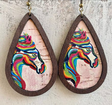 Load image into Gallery viewer, Western Wooden raindrop earrings