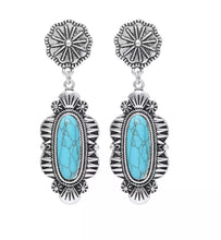 Load image into Gallery viewer, Turquoise earrings