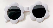 Load image into Gallery viewer, Bubble Flower shaped Kids sunglasses