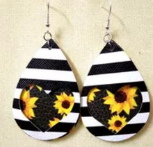 Load image into Gallery viewer, Sunflower teardrop earrings