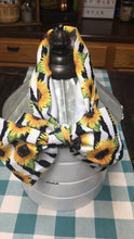 Load image into Gallery viewer, Sunflower striped headwrap