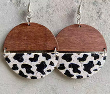 Load image into Gallery viewer, Wood and cork earrings